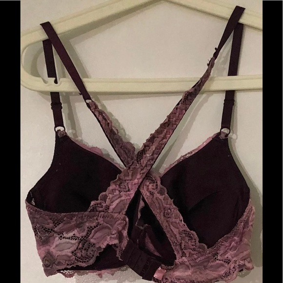 Rue 21 women’s wired push up lace back criss cross bras purple. size 36C - Picture 2 of 2